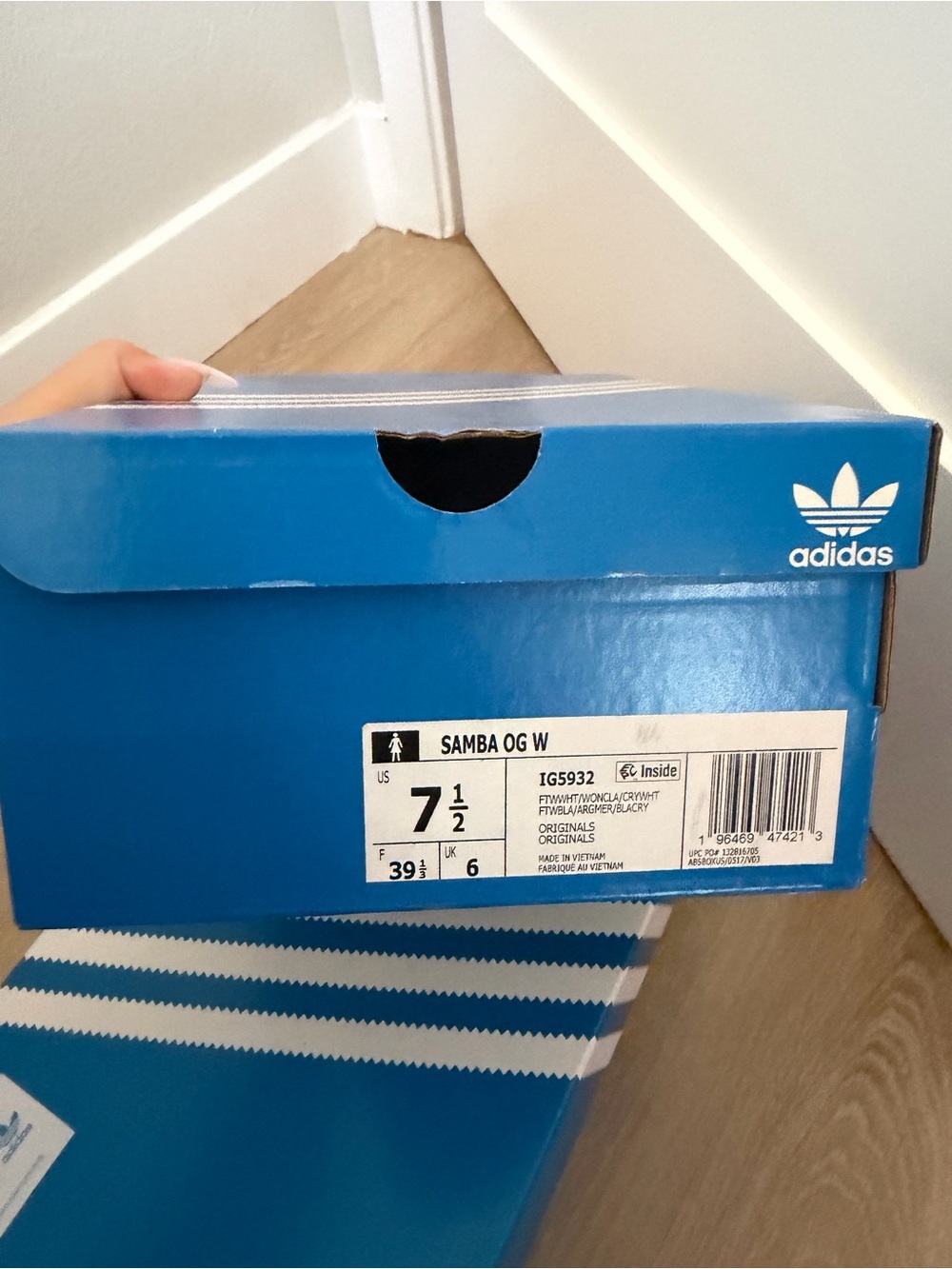 adidas women’s Samba Sneakers - White & Peach - Picture 3 of 3
